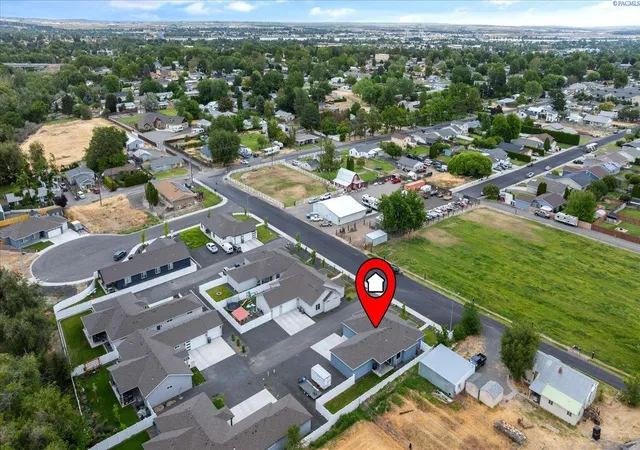 2nd image of 1978 S Buntin St, Kennewick, WA 99337 | MLS# 293754