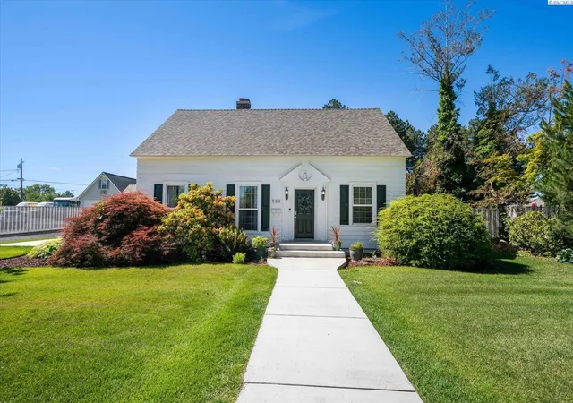 1st image of 503 West 1st Avenue, Kennewick, WA 99336 | MLS# 290122