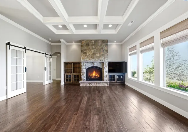Photo 3 of Single family home for sale at 1898 W 52nd Avenue, Kennewick, WA 99337 | MLS# 291613 | Listing updated on 2026-09-16