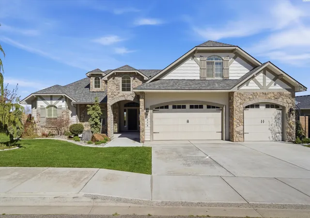 Homes for sale in Kennewick, WA | 1898 W 52nd Ave, Kennewick, WA 99337 | MLS# 291613