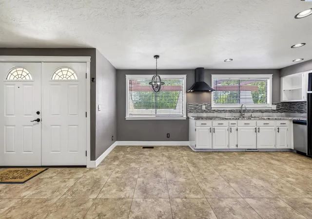 5th image of 4212 Mojave Dr, Pasco, WA 99301 | MLS# 293700