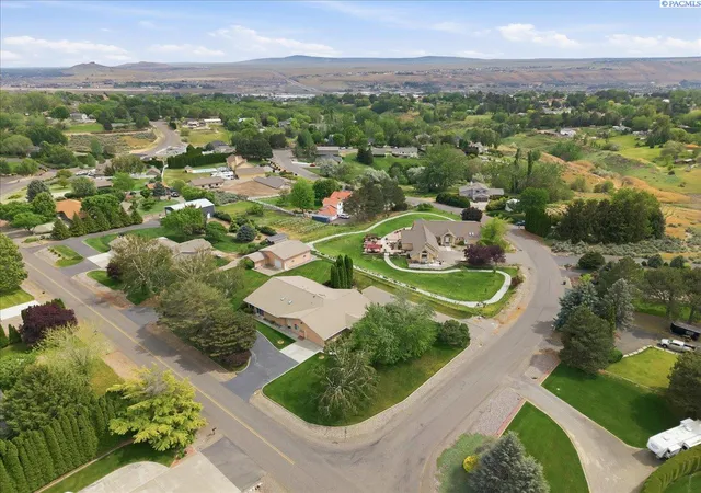 5th image of 97304 E Alhambra, Kennewick, WA 99338 | MLS# 292805