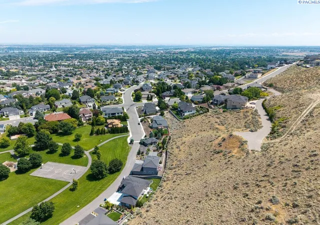 4th image of 2383 Morency Ct, Richland, WA 99352 | MLS# 285286