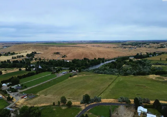 Homes for sale in Benton City, WA | 7 W Wagon Wheel Pr Nw, Benton City, WA 99320 | MLS# 293725