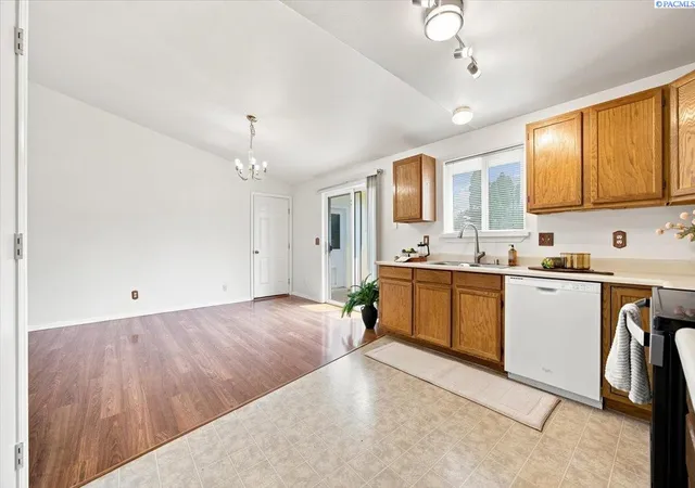 Photo 3 of Sale Pending at 4721 Daisy St, West Richland, WA 99353 | MLS# 295310 | Listing updated on 2026-09-14