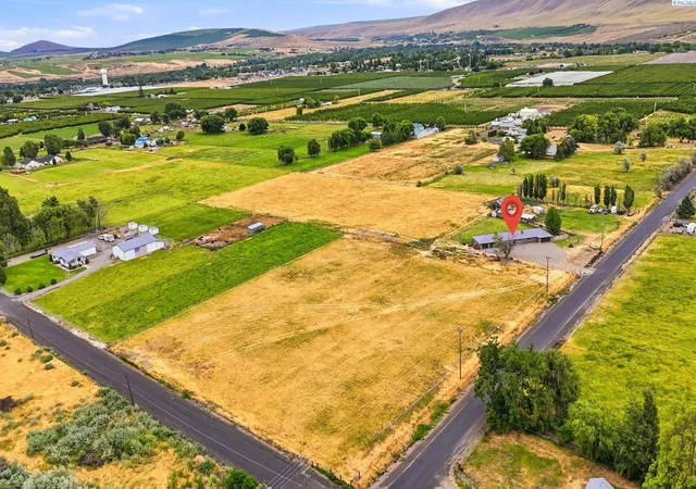 47th image of 52005 N Whan, Benton City, WA 99320 | MLS# 293728