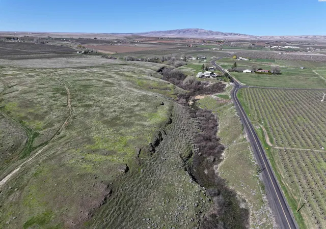 5th image of Nka Knox Rd, Benton City, WA 99320 | MLS# 293706
