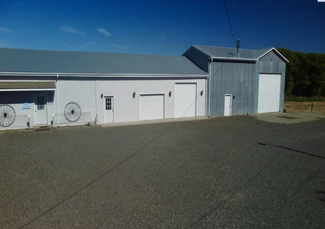 5th image of 481 Woodall Rd, Grandview, WA 98930 | MLS# 293602