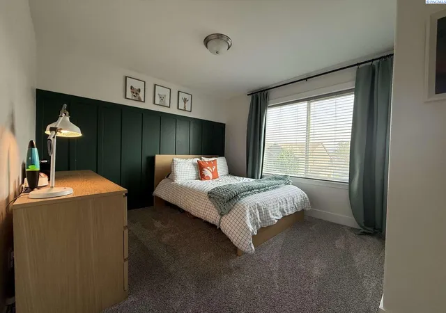 Photo 3 of Single family home for sale at 1554 W 32nd Avenue, Kennewick, WA 99337 | MLS# 295650 | Listing updated on 2026-09-15