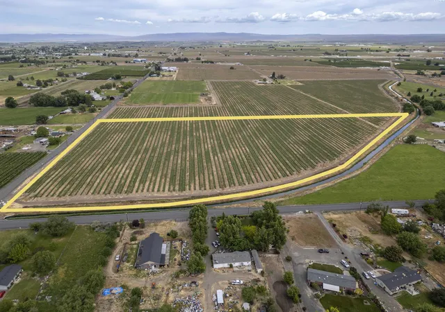 3rd image of Tbd Apricot Rd, Grandview, WA 98930 | MLS# 276270
