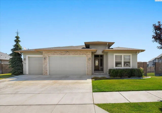 Photo 1 of Single family home for sale at 4009 S Kellogg St, Kennewick, WA 99338 | MLS# 288009 | Listing updated on 2026-09-17