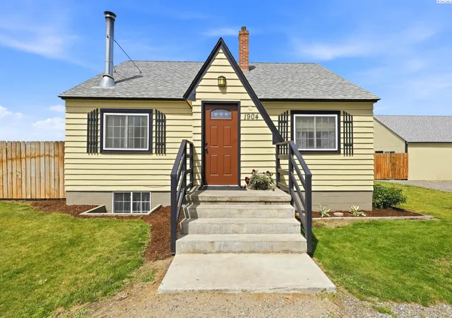 2nd image of 1904 Road 64, Pasco, WA 99301 | MLS# 294137