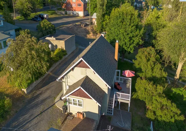 18th image of 215 N Beach St, Palouse, WA 99161 | MLS# 293990