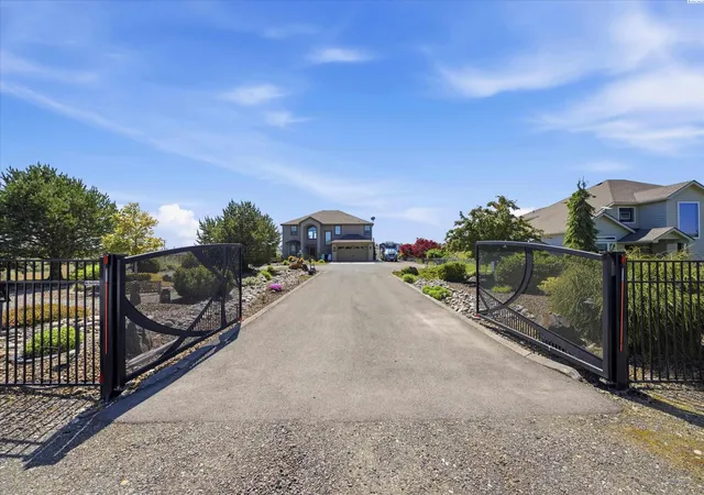 Homes for sale in Pasco, WA | 5620 W Sylvester St, Pasco, WA 99301 | MLS# 292558