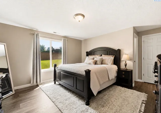 Photo 3 of Single family home for sale at 1715 West 40th, Kennewick, WA 99337 | MLS# 295356 | Listing updated on 2026-09-17