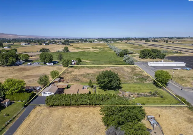 5th image of 340 S Nunn Road, Prosser, WA 99350 | MLS# 293975