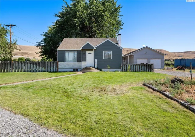 1st image of 1503 W Byron, Prosser, WA 99350 | MLS# 294560