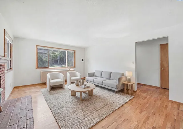 Homes for sale in Pullman, WA | 1810 Nw Deane Street, Pullman, WA 99163 | MLS# 291758