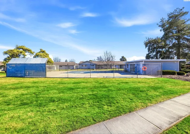 image of 4203 W Kennewick Ave, Kennewick, WA 99336
