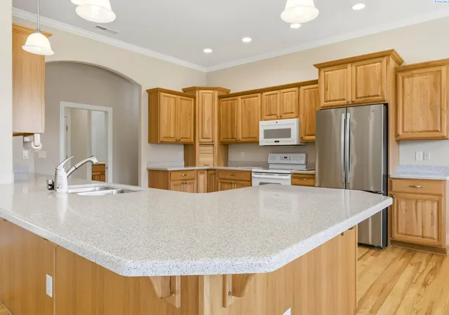Photo 3 of Single family home for sale at 1811 S Dawes St, Kennewick, WA 99338 | MLS# 294673 | Listing updated on 2026-09-14