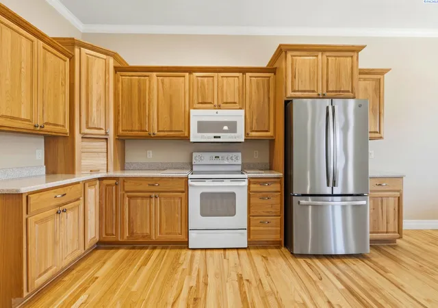 Photo 4 of Single family home for sale at 1811 S Dawes St, Kennewick, WA 99338 | MLS# 294673 | Listing updated on 2026-09-14