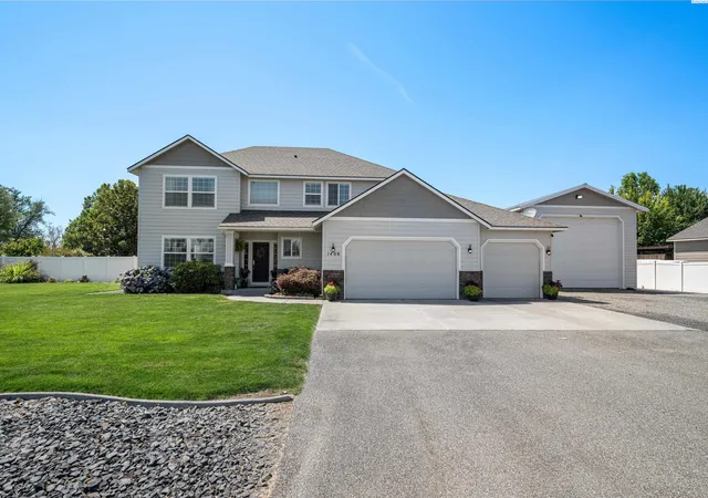 1st image of 1408 N Rd 59, Pasco, WA 99301 | MLS# 294516