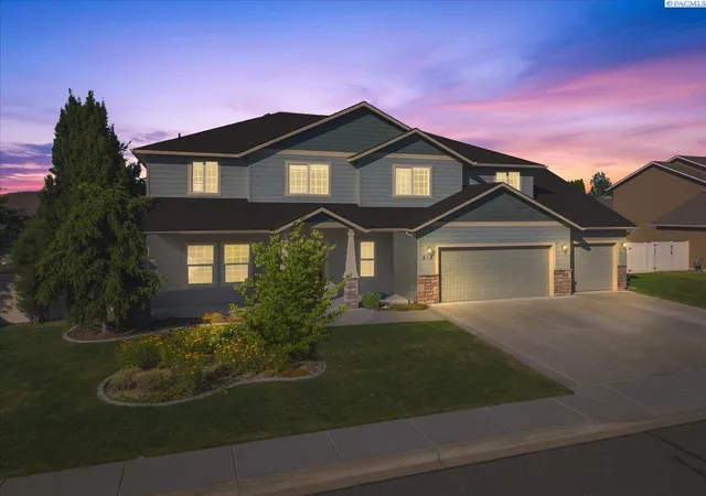 1st image of 612 Southwell St, Richland, WA 99352 | MLS# 294257