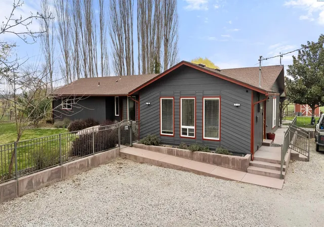 2nd image of 168802 W Johnson Rd, Prosser, WA 99350 | MLS# 291810