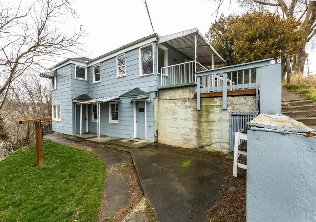 2nd image of 540 Se Mckenzie St, Pullman, WA 99163 | MLS# 291527