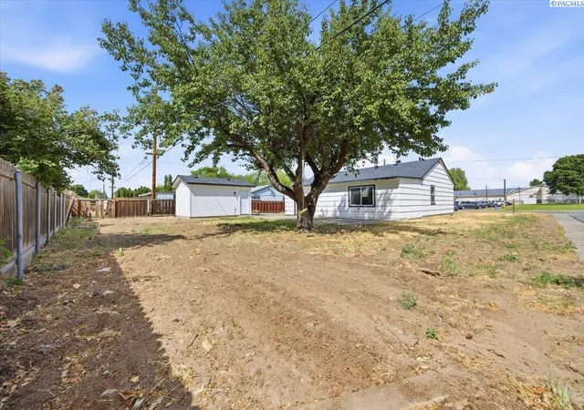 26th image of 1207 Acacia Ave, Richland, WA 99354 | MLS# 293142
