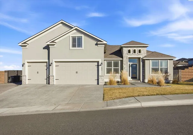 Homes for sale in West Richland, WA | 689 Titan Ave, West Richland, WA 99353 | MLS# 290837