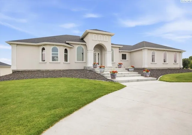 2nd image of 9270 Selph Landing Rd, Pasco, WA 99301 | MLS# 293931