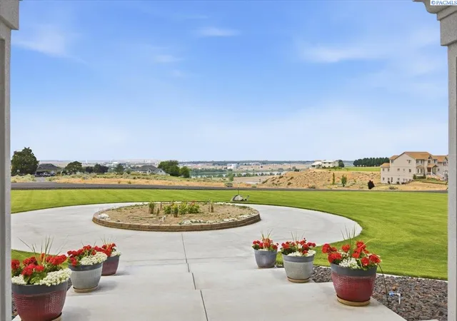 3rd image of 9270 Selph Landing Rd, Pasco, WA 99301 | MLS# 293931