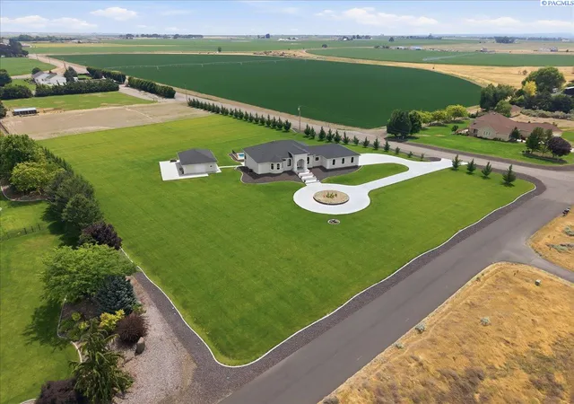 4th image of 9270 Selph Landing Rd, Pasco, WA 99301 | MLS# 293931