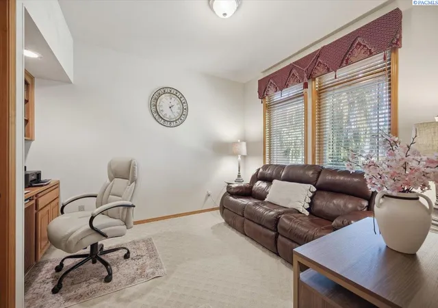 Photo 2 of Single family home for sale at 4401 W 19th Avenue, Kennewick, WA 99338 | MLS# 292729 | Listing updated on 2026-09-15