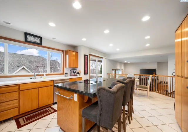 Photo 2 of Single family home for sale at 3406 W 42nd Avenue, Kennewick, WA 99337 | MLS# 291310 | Listing updated on 2026-09-16