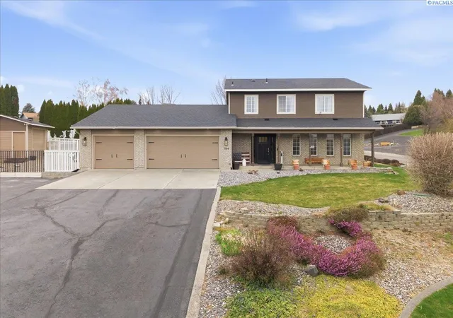 2nd image of 504 S Jurupa St, Kennewick, WA 99338 | MLS# 291302