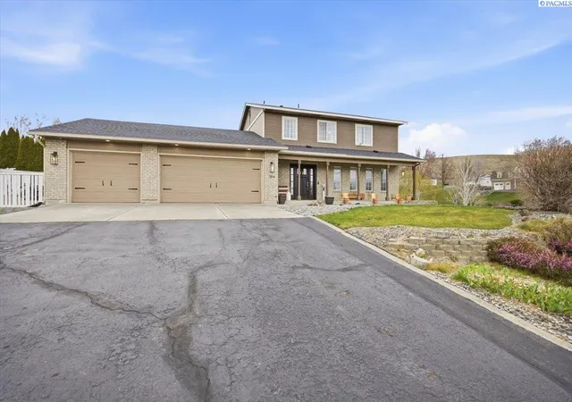 3rd image of 504 S Jurupa St, Kennewick, WA 99338 | MLS# 291302