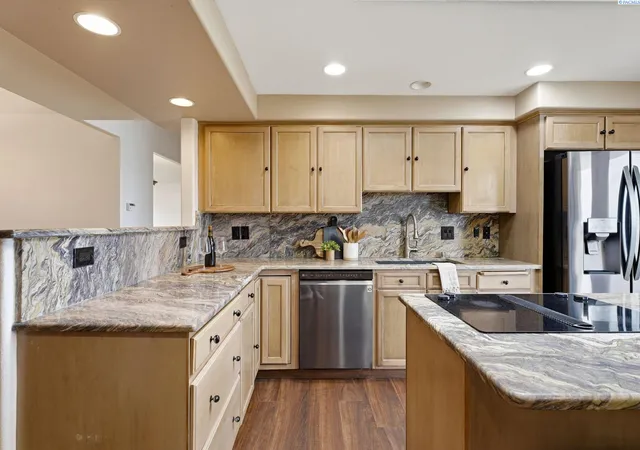 Photo 3 of Single family home for sale at 2623 S Kellogg St, Kennewick, WA 99338 | MLS# 291415 | Listing updated on 2026-09-14