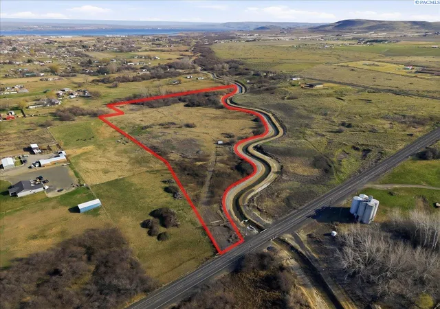 2nd image of Nka S Nine Canyon Rd, Kennewick, WA 99337 | MLS# 290920