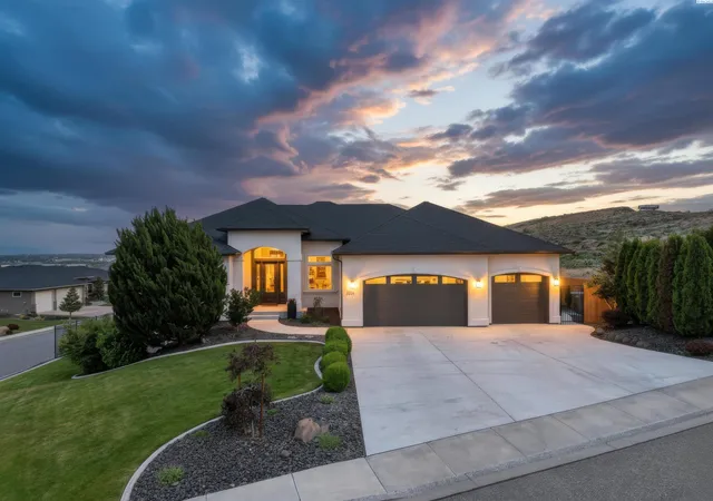 1st image of 1104 Allenwhite Dr, Richland, WA 99352 | MLS# 293527