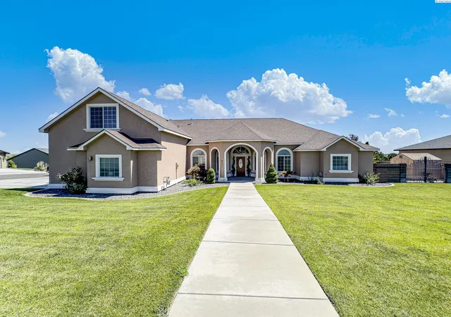 2nd image of 4807 Adobe Dr, Pasco, WA 99301 | MLS# 293292