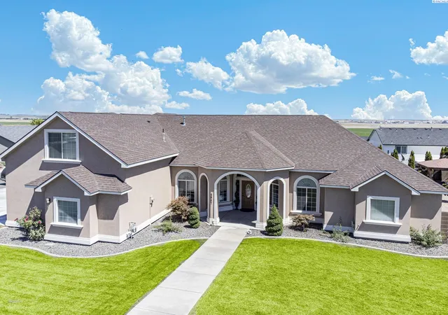 3rd image of 4807 Adobe Dr, Pasco, WA 99301 | MLS# 293292