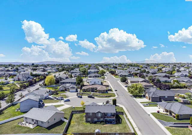 5th image of 4807 Adobe Dr, Pasco, WA 99301 | MLS# 293292