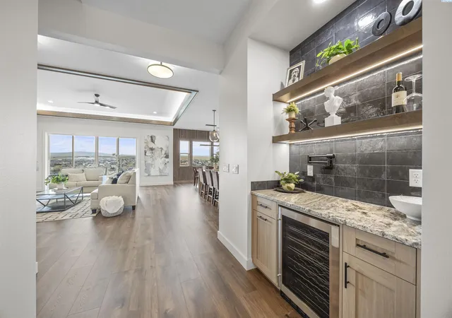 Photo 3 of Single family home for sale at 6027 W 28th Place, Kennewick, WA 99338 | MLS# 290944 | Listing updated on 2026-09-17