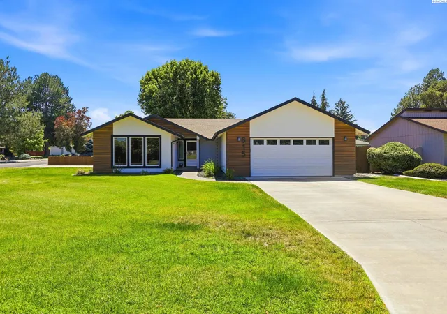 2nd image of 615 Muriel St, Richland, WA 99352 | MLS# 294425