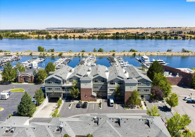 2nd image of 386 Columbia Point Dr, Richland, WA 99352 | MLS# 294668