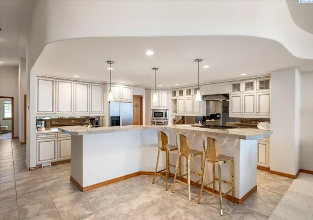 5th image of 386 Columbia Point Dr, Richland, WA 99352 | MLS# 294668