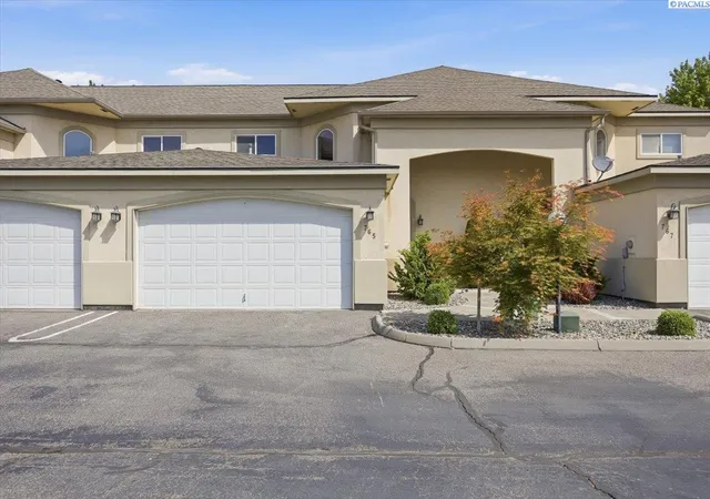 2nd image of 765 Hanford St, Richland, WA 99354 | MLS# 293009