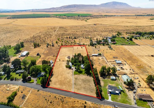Homes for sale in West Richland, WA | 90206 N Harrington Rd, West Richland, WA 99353 | MLS# 294523
